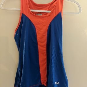 Two-toned Fila active top